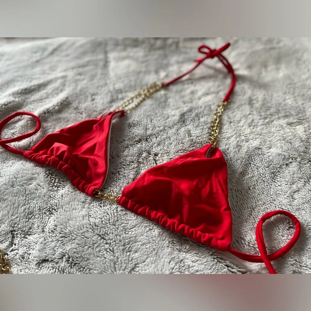 ❤️🔥 (SOLD) • SHEIN • red/gold chain bikini ❤️🔥 - Picture 5 of 5